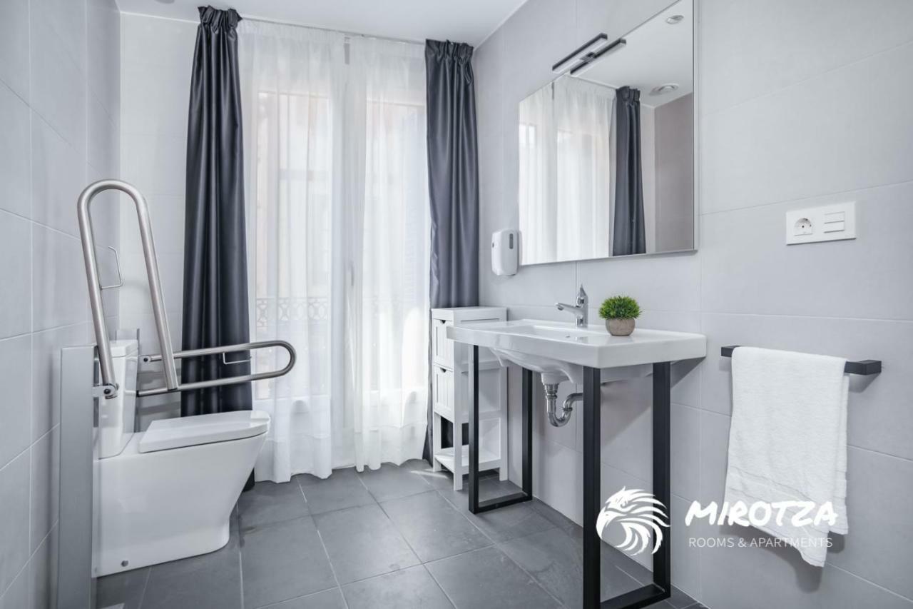 Mirotza Rooms And Apartments Орио Екстериор снимка